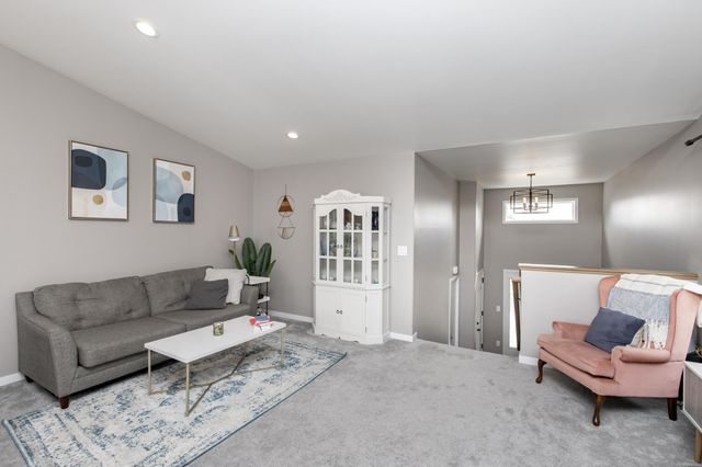 1132 46th Avenue S, Moorhead, MN 56560