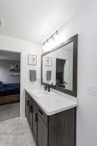 1132 46th Avenue S, Moorhead, MN 56560