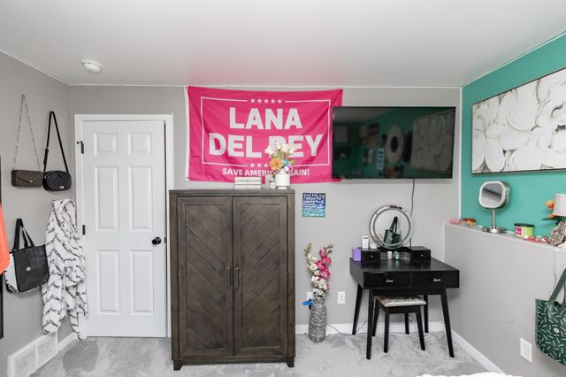 1132 46th Avenue S, Moorhead, MN 56560