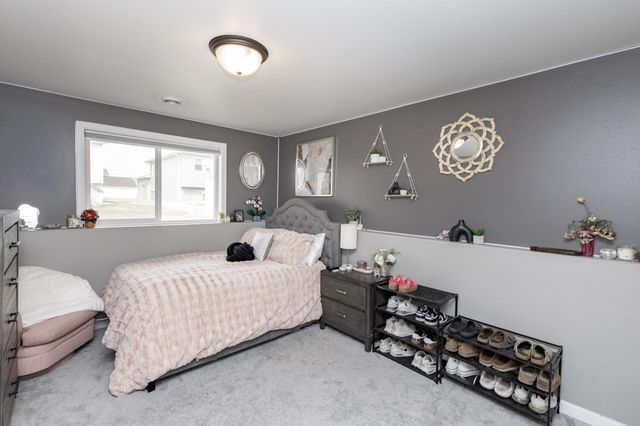 1132 46th Avenue S, Moorhead, MN 56560