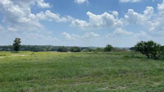4478 E Comanche Trace Dr # 6, Kerrville, TX 78028