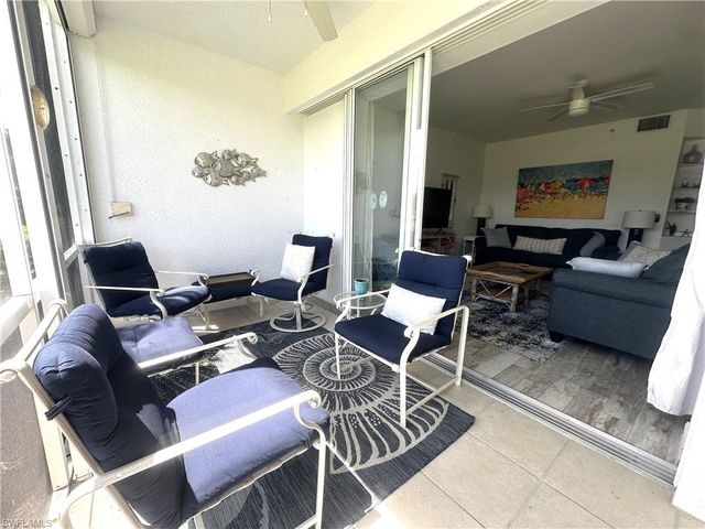 2880 Cypress Trace CIR 103, Naples, FL 34119