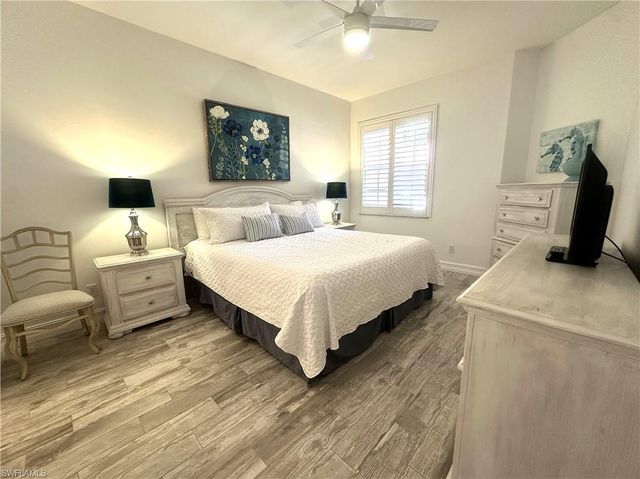 2880 Cypress Trace CIR 103, Naples, FL 34119