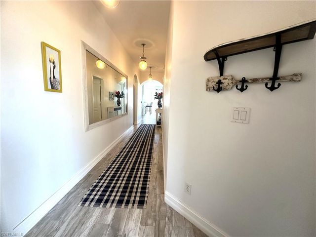 2880 Cypress Trace CIR 103, Naples, FL 34119