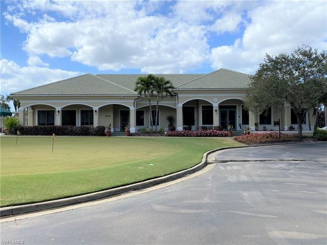 2880 Cypress Trace CIR 103, Naples, FL 34119