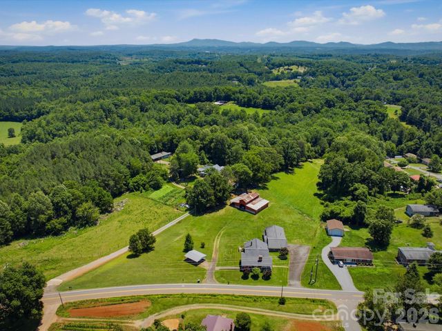 2401 Lail Road, Morganton, NC 28655
