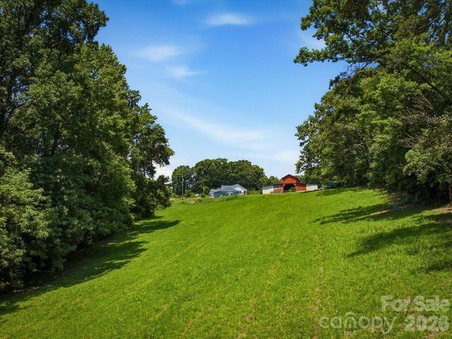 2401 Lail Road, Morganton, NC 28655