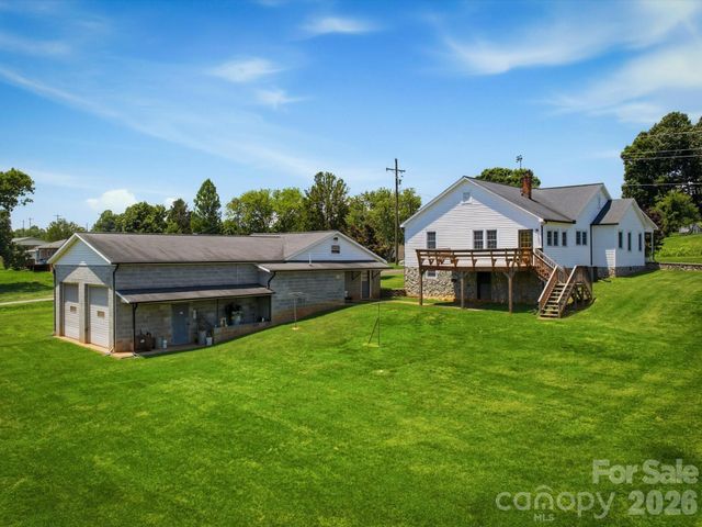 2401 Lail Road, Morganton, NC 28655