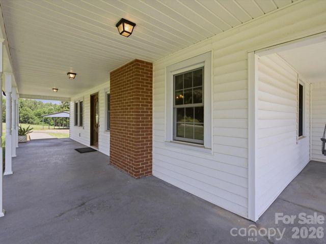 2401 Lail Road, Morganton, NC 28655