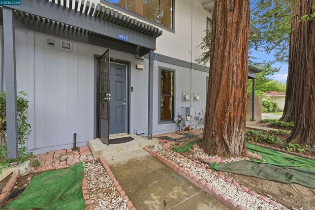 1073 Mohr Ln C, Concord, CA 94518