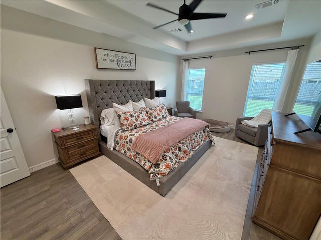 817 Greystone Lane, Angleton, TX 77515