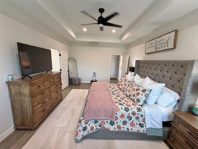 817 Greystone Lane, Angleton, TX 77515