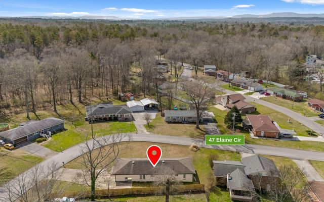 47 Elaine Circle, Fort Oglethorpe, GA 30742