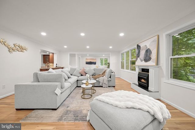 10600 VANTAGE CT, Potomac, MD 20854