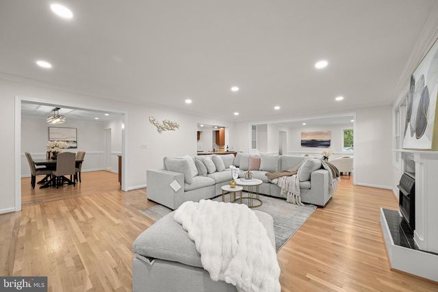 10600 VANTAGE CT, Potomac, MD 20854