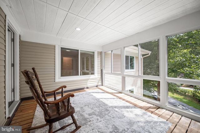 10600 VANTAGE CT, Potomac, MD 20854