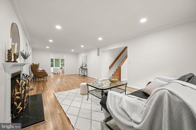 10600 VANTAGE CT, Potomac, MD 20854