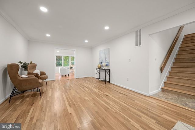 10600 VANTAGE CT, Potomac, MD 20854