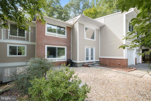 10600 VANTAGE CT, Potomac, MD 20854