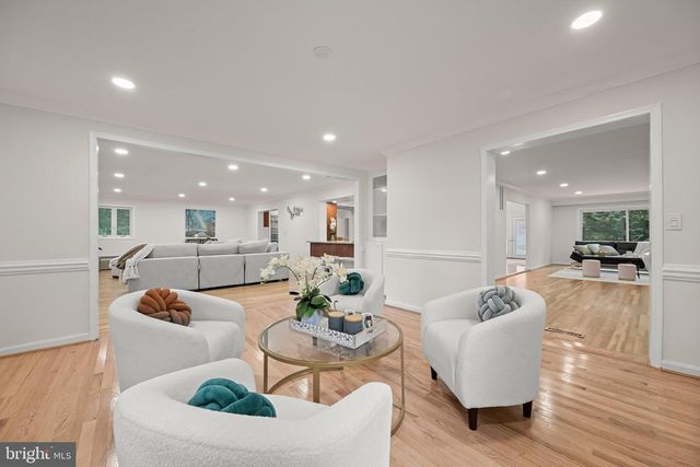 10600 VANTAGE CT, Potomac, MD 20854