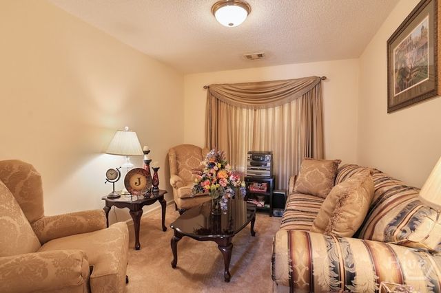 106 Glen Oaks Drive, Savannah, GA 31405