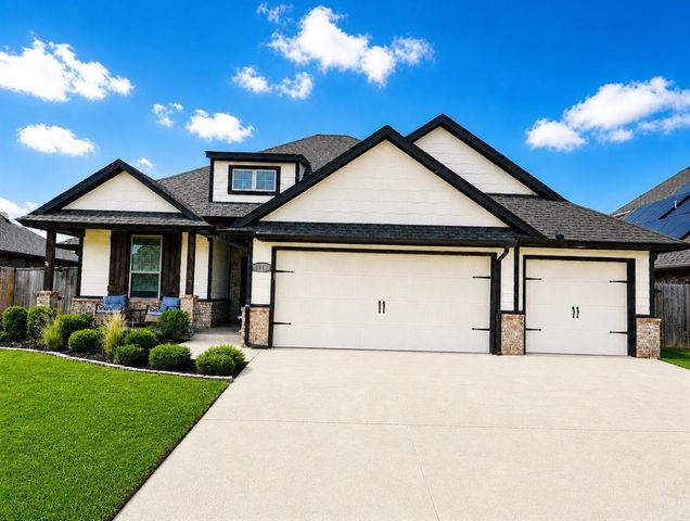 1117 SE 29th Street, Moore, OK 73160