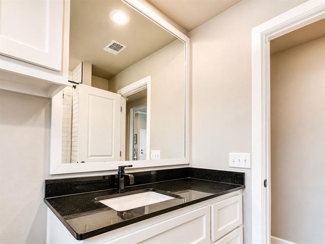 1117 SE 29th Street, Moore, OK 73160