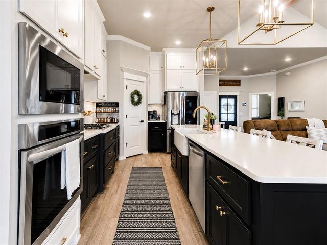 1117 SE 29th Street, Moore, OK 73160