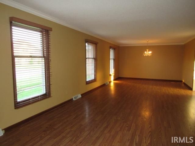 1117 Pinehurst Drive, Mount Vernon, IN 47620