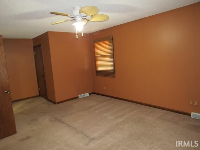 1117 Pinehurst Drive, Mount Vernon, IN 47620