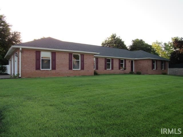 1117 Pinehurst Drive, Mount Vernon, IN 47620