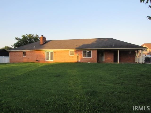 1117 Pinehurst Drive, Mount Vernon, IN 47620