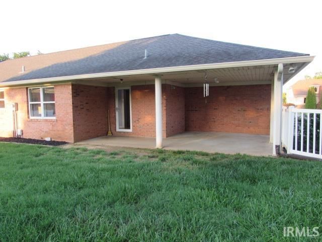 1117 Pinehurst Drive, Mount Vernon, IN 47620