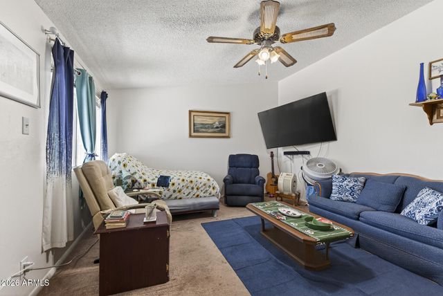 10432 W OAKMONT Drive, Sun City, AZ 85351