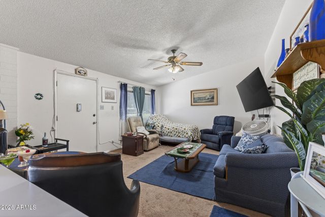 10432 W OAKMONT Drive, Sun City, AZ 85351
