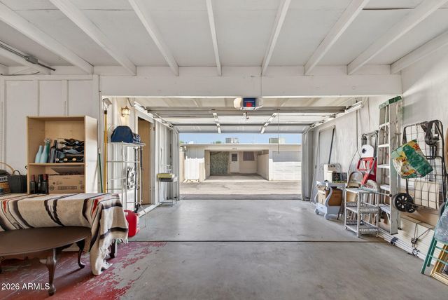 10432 W OAKMONT Drive, Sun City, AZ 85351