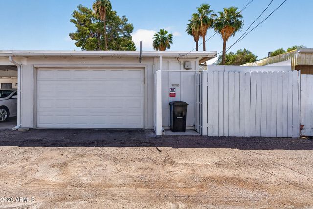 10432 W OAKMONT Drive, Sun City, AZ 85351
