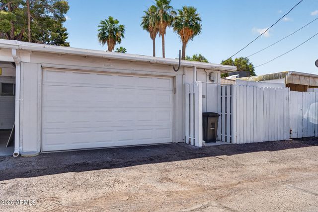 10432 W OAKMONT Drive, Sun City, AZ 85351