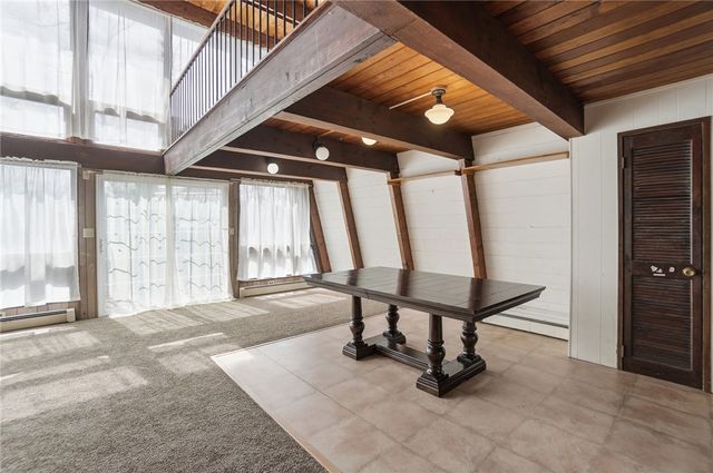 1424 Glen View Road, Yellow Springs Vlg, OH 45387