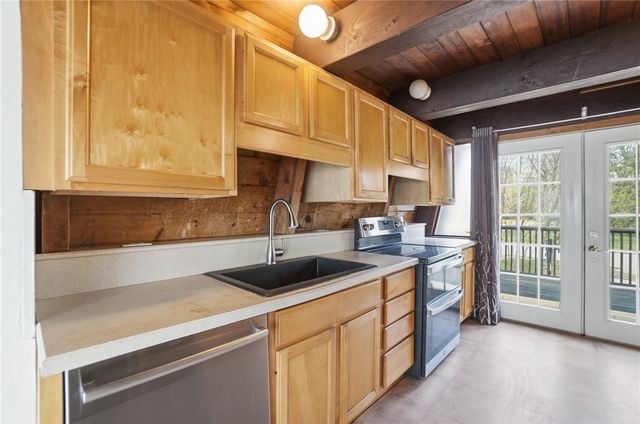1424 Glen View Road, Yellow Springs Vlg, OH 45387
