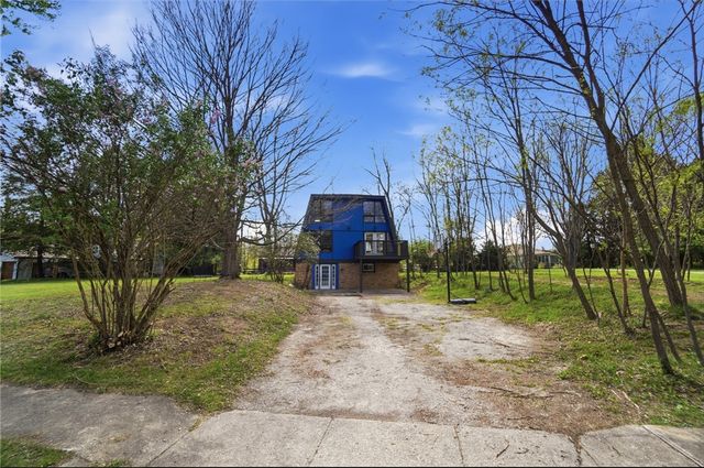 1424 Glen View Road, Yellow Springs Vlg, OH 45387