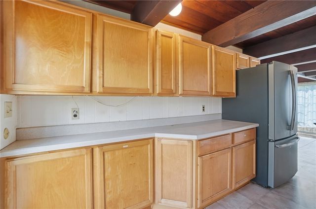 1424 Glen View Road, Yellow Springs Vlg, OH 45387