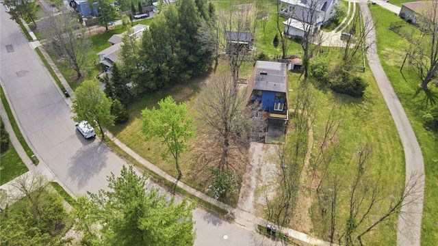 1424 Glen View Road, Yellow Springs Vlg, OH 45387