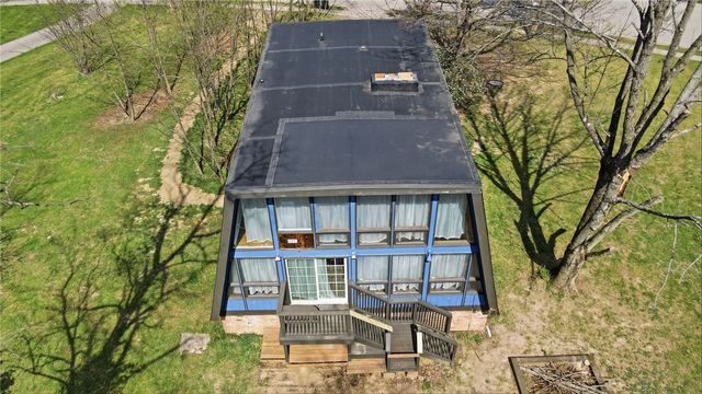 1424 Glen View Road, Yellow Springs Vlg, OH 45387