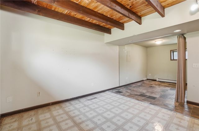 1424 Glen View Road, Yellow Springs Vlg, OH 45387