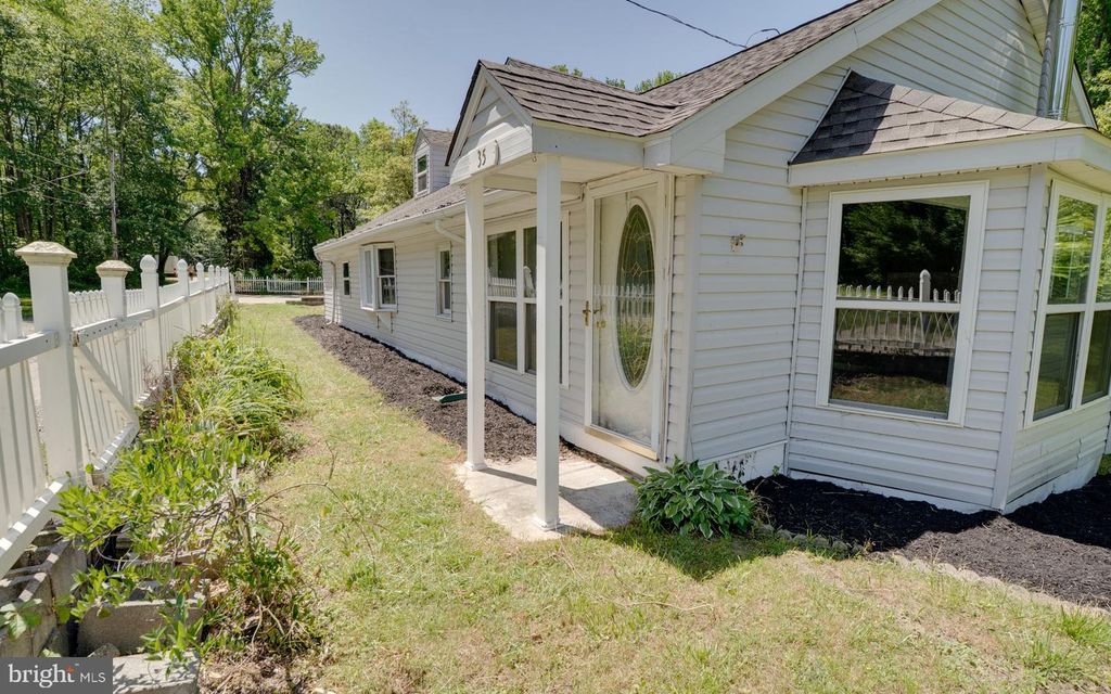 35 BUTTERFIELD LN, North East, MD 21901