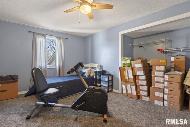 7460 Rolling Oaks Drive, Riverton, IL 62561