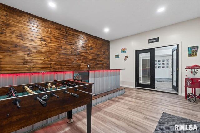 7460 Rolling Oaks Drive, Riverton, IL 62561