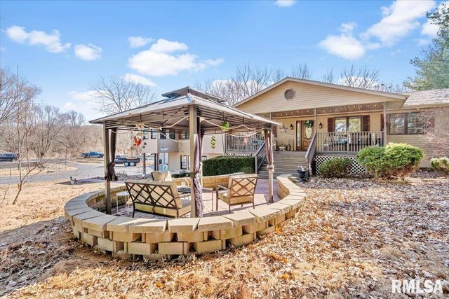 7460 Rolling Oaks Drive, Riverton, IL 62561