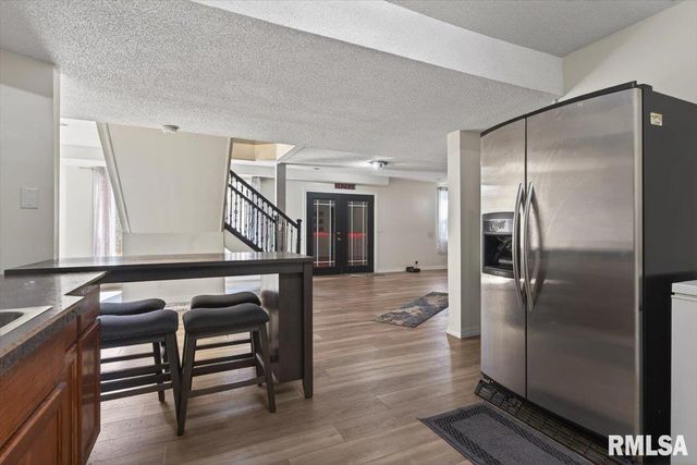 7460 Rolling Oaks Drive, Riverton, IL 62561